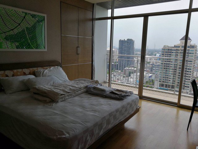 s35149-ให้เช่าคอนโด-เออร์บาน่า-สาทร-สีลม-2ห้องนอน-ชั้น-20