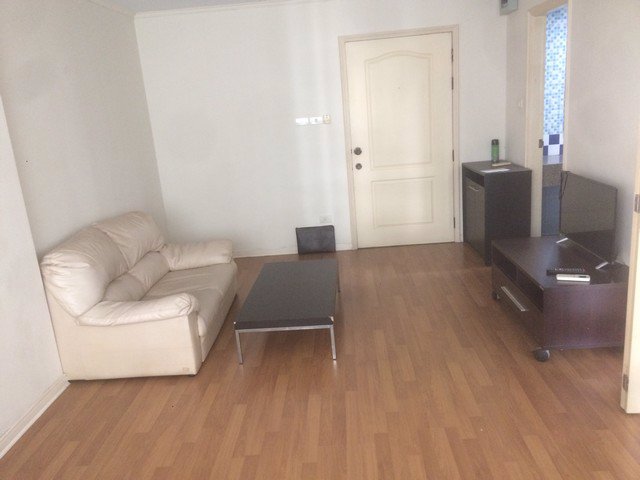 c36003-ให้เช่าลุมพินีเพลส-นราธิวาสราชนครินทร์-ชั้น-6-เฟอร์ครบ-ติดbrtนราราม-3-ตรงข้ามโรงเบียร์