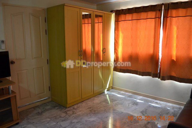 ให้เช่าคอนโด-ลุมพินี-เพลส-สาทร-ติดแม็คโค-สาทร-พร้อมอยู่