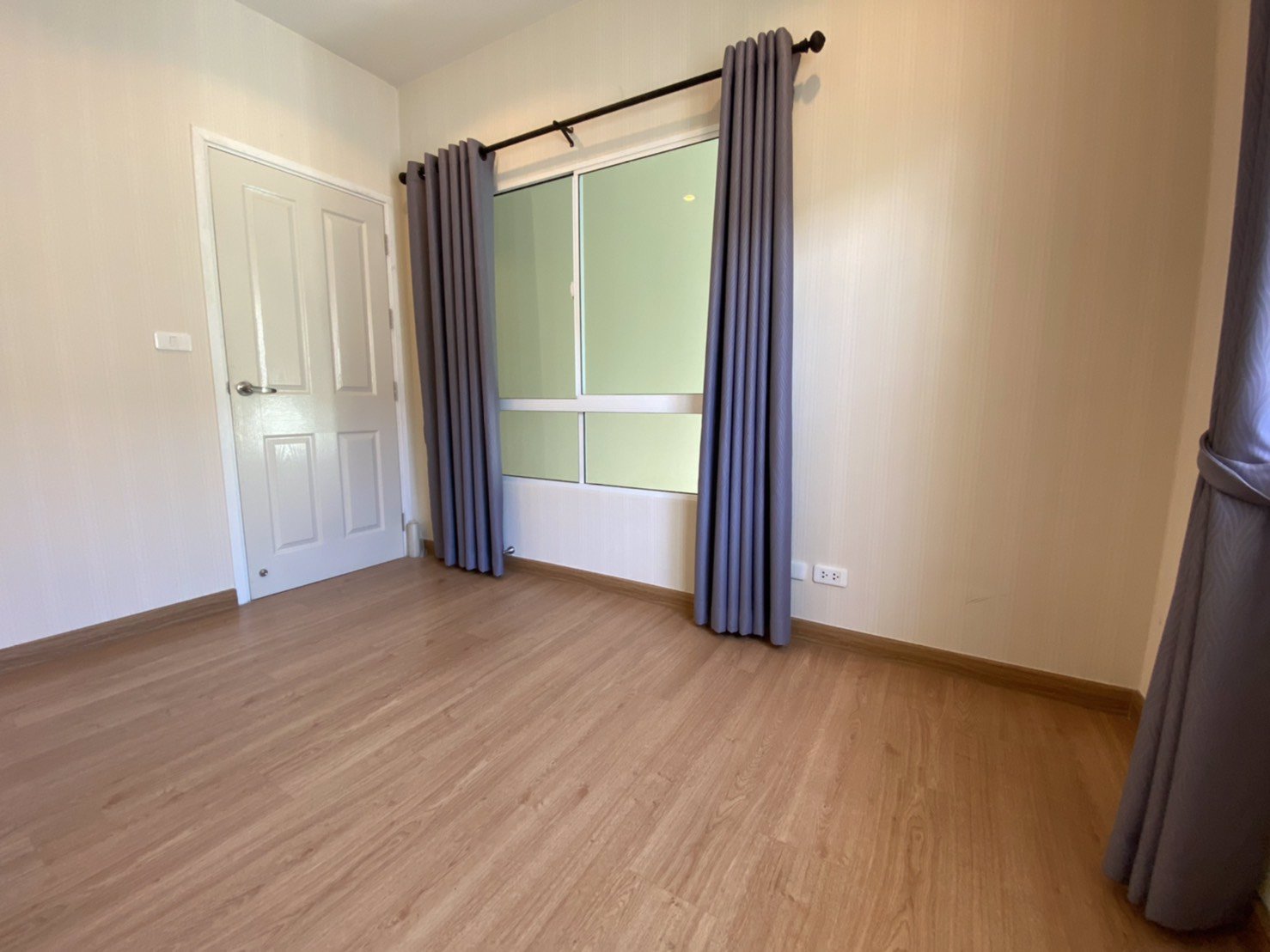 ขายบ้านทาวน์โฮม3ชั้นถนนนวมินทร์86-หมู่บ้านเดอะแพลนท์-ซิตี้-นวมินทร์-86-ติดกับเทสโก้โลตัส-นวมินทร์-พร