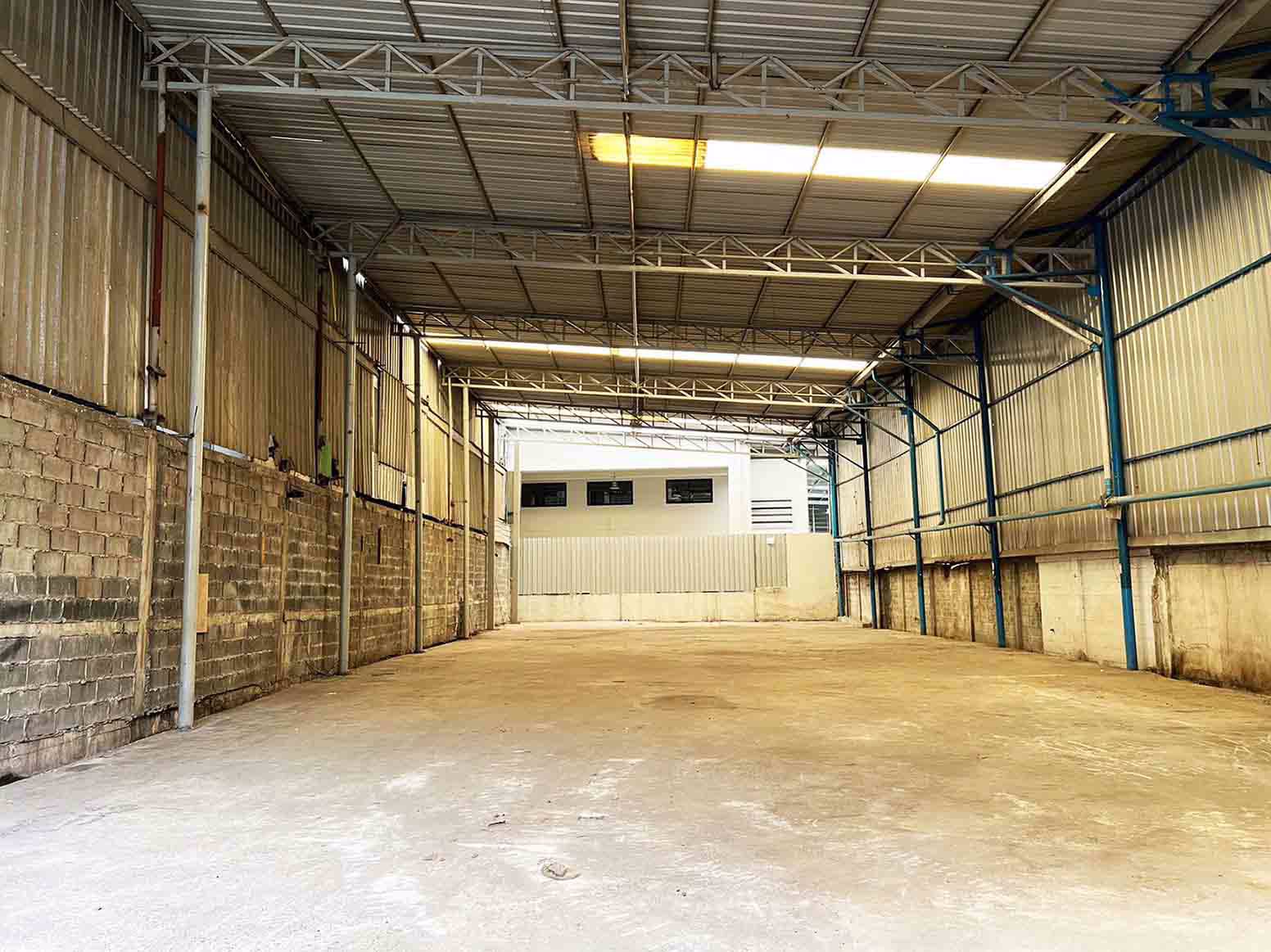 โกดังให้เช่า!!ราคาถูก!!-ย่านพระประแดง